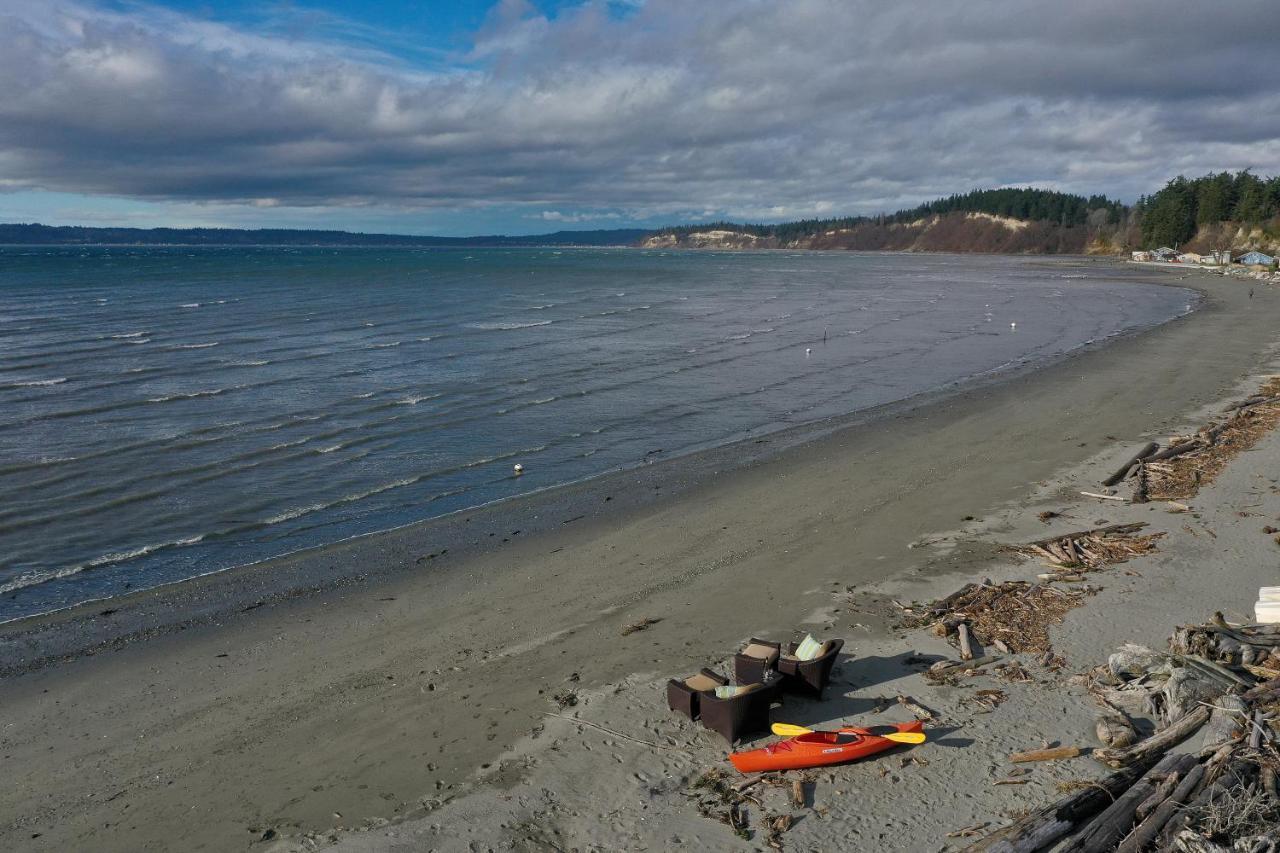 Maxwelton Beach Sunsets! Kayaks & Paddleboards! 1 Min Walk To The Water! Clinton Zewnętrze zdjęcie